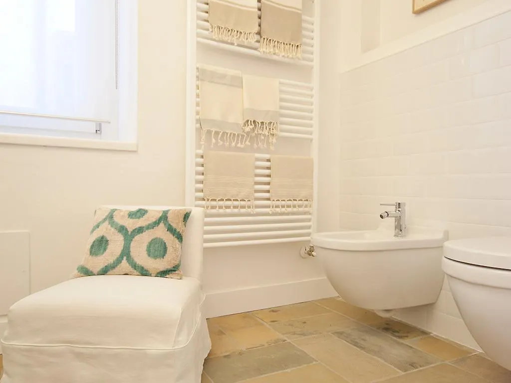 B&B Loggia Marti Gargnano 0*,